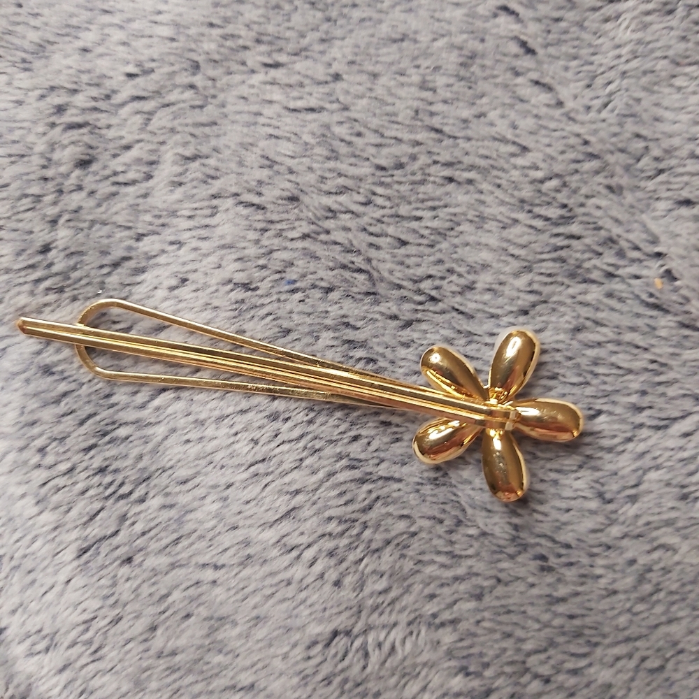 Hair accessories - Picture 3 of 5